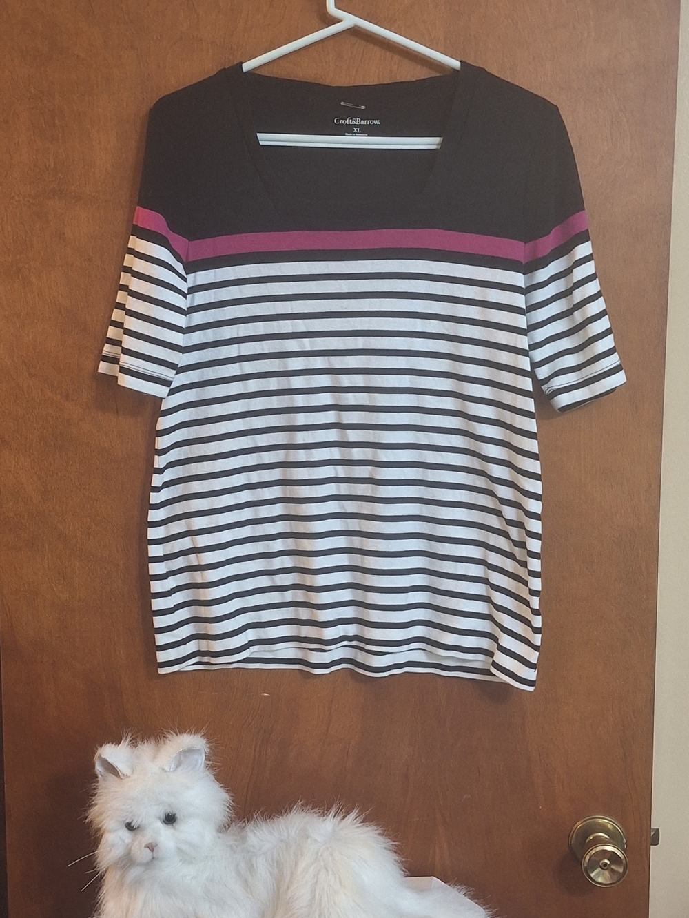 croft & barrow Black and White Striped Short Sleeve Top with Pink Band